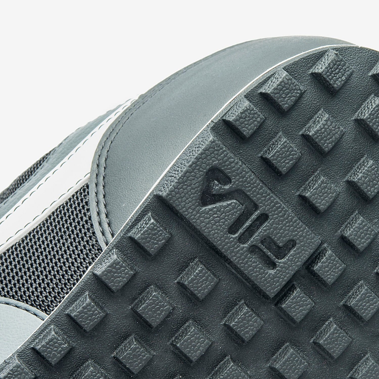 ZAPATILLA FILA RENNO CLASSIC MASCULINO — imagen 5